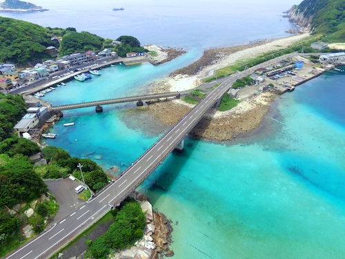 これ 日本の海 エメラルドグリーンに輝く高知の海 柏島 に行こう マリンアクティビティもキャンプも魅力的 高知県のあれこれまとめサイト 高知家の